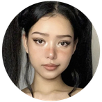 Bella Poarch travels