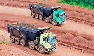 Dumper Cargo Truck Driving Gam - Screenshot 1