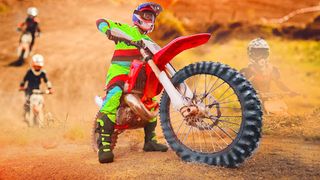 Dirt Motor Bike Racing Game - Screenshot 2