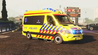 Ambulance Simulator Game Extre - Screenshot 1