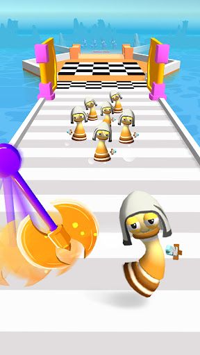 Merge Queen Lore: Run Master - Screenshot 2