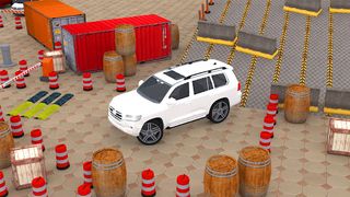 Prado Parking Car Games 3D - Screenshot 2