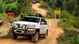 SUV Highway Racing Arcade Game - Screenshot 1