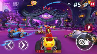 Starlit On Wheels: Super Kart - Screenshot 2