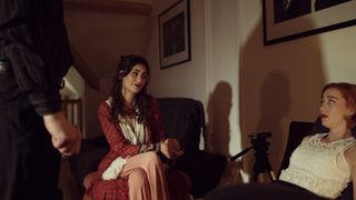 Dark Nights with Poe and Munro - Screenshot 3