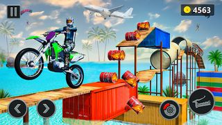 Bike Stunt Race - Bike Game - Screenshot 2