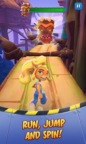 Crash Bandicoot: On the Run! - Screenshot 2