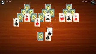 TriPeaks Solitaire - Screenshot 1