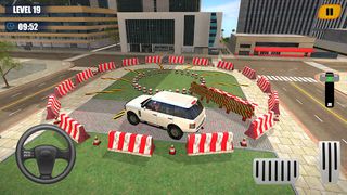Modern Prado Car Parking Games - Screenshot 3