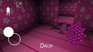 Granny Barbi MOD: Pink House - Screenshot 2
