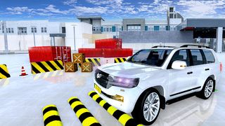 Prado Car Parking Game - Screenshot 2